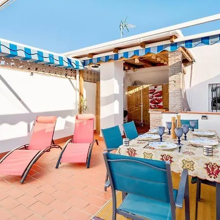 Fab Centre With Rooftop Terrace - Rdr451