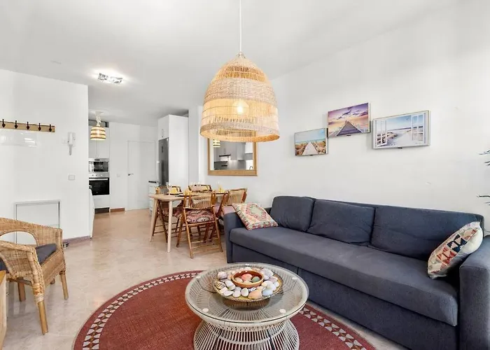 Fab Centre With Rooftop Terrace - Rdr451